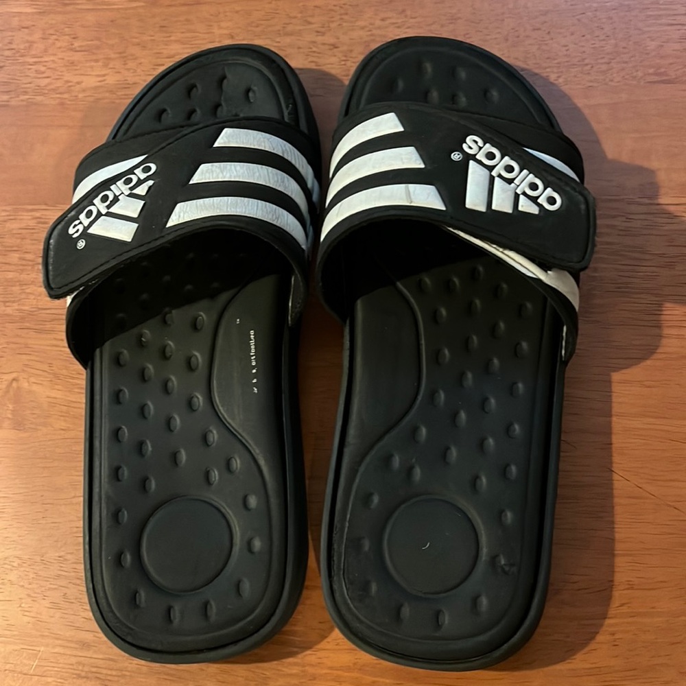 Adidas velcro strap slides